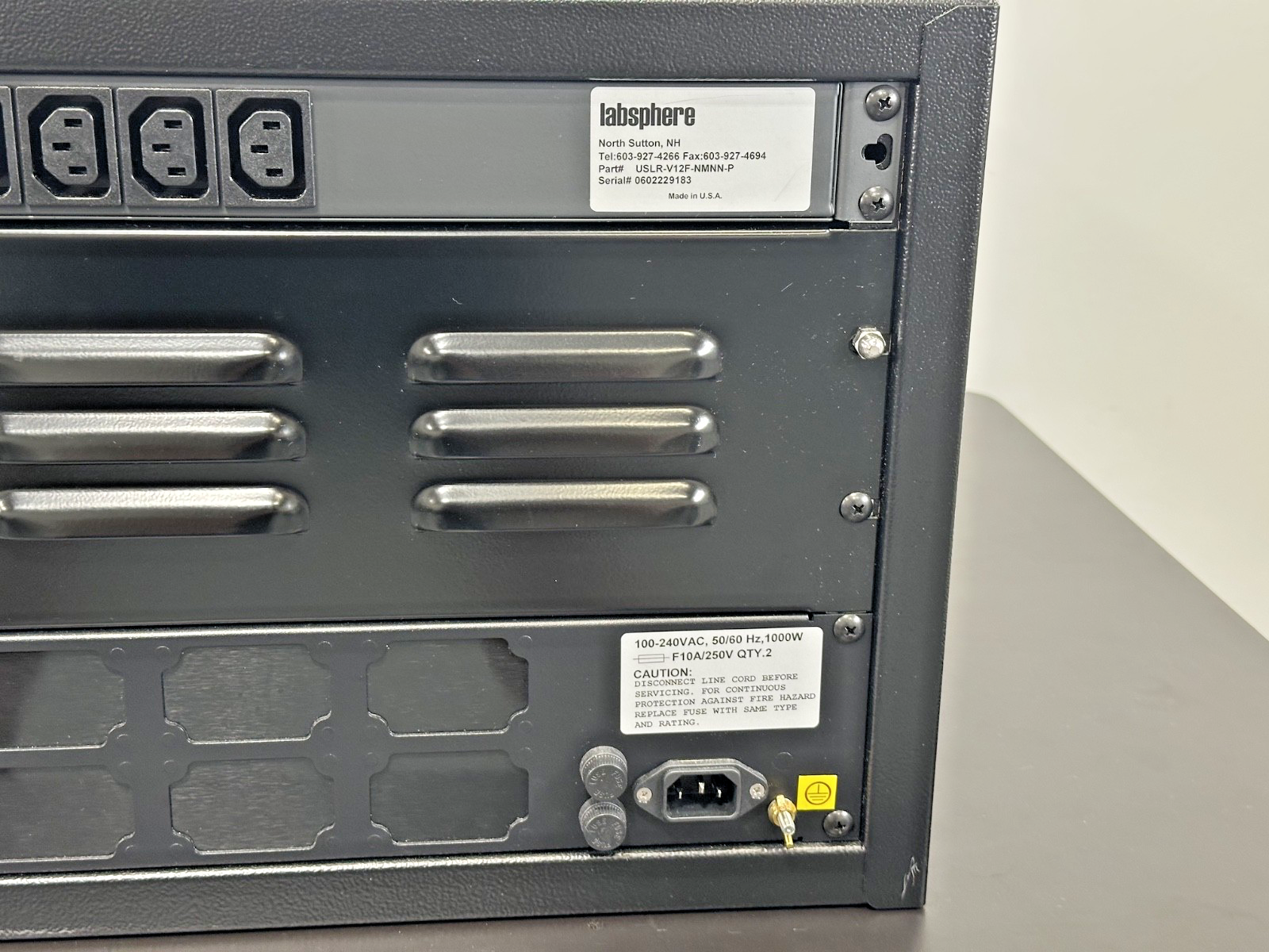 HELIOSPlus USLR V12F NMNN P 12" Integrating Sphere Light Source System Working8