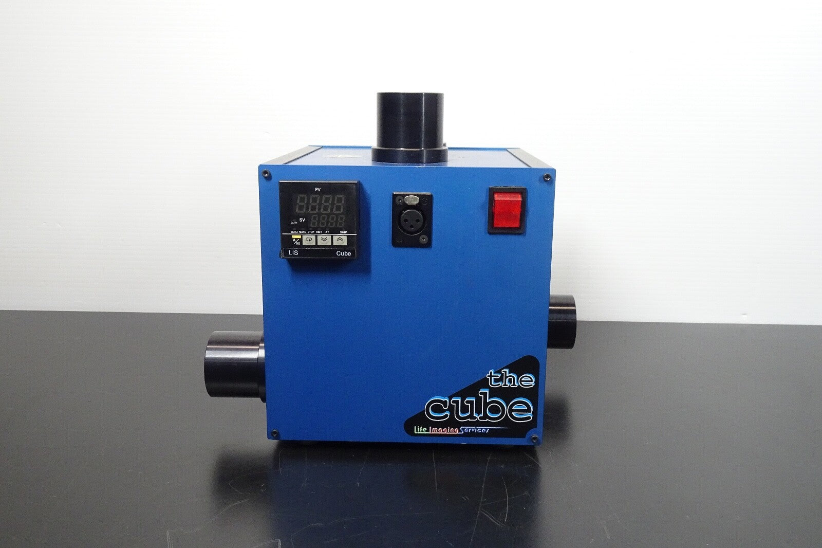 Life Imaging Services The Cube 2 digital temperature controller Chamber1