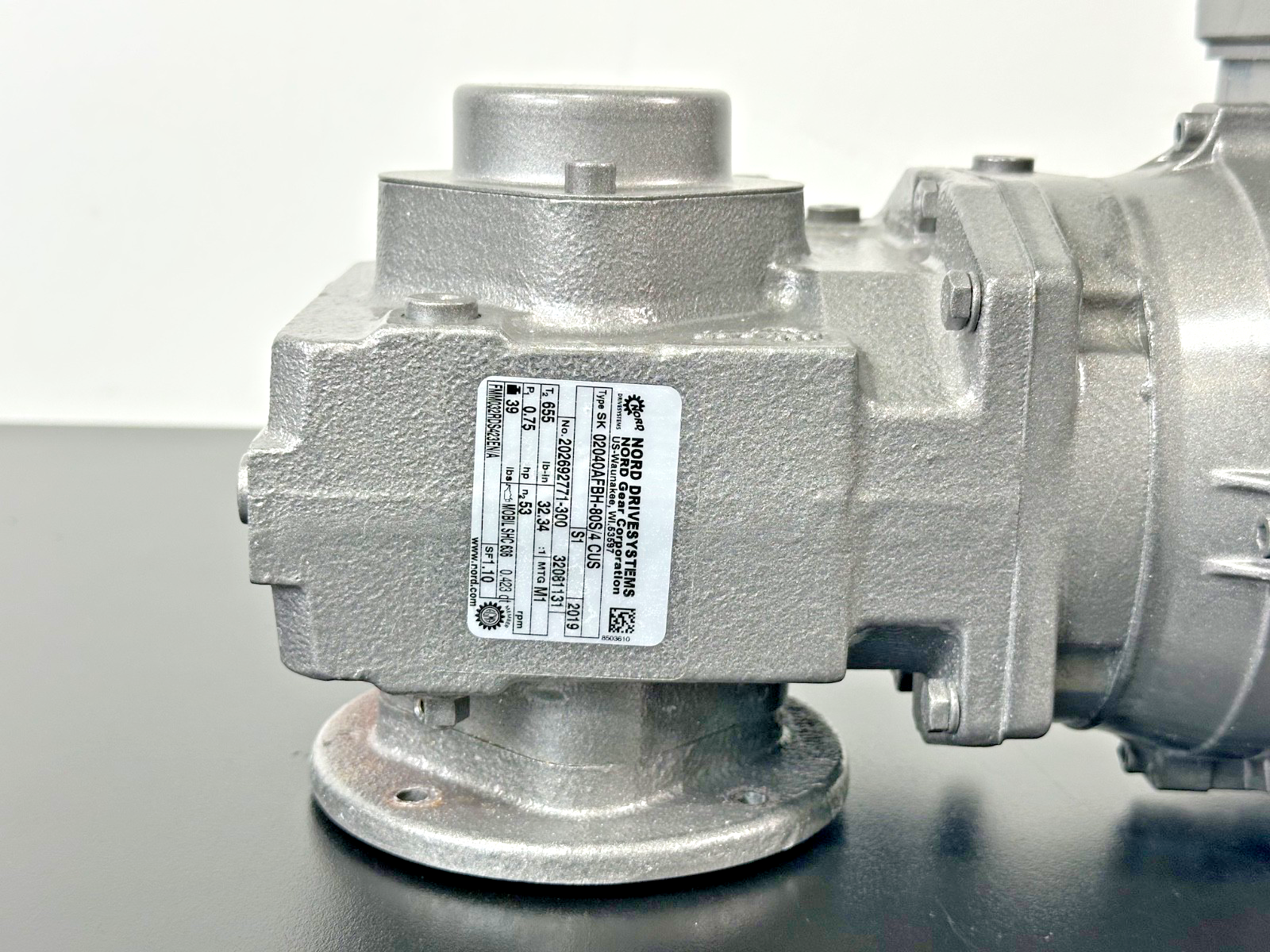 Nord Drivesystems SK02040AFBH 80S/4 CUS Gearmotor 0.75HP 3PH 17RPM2