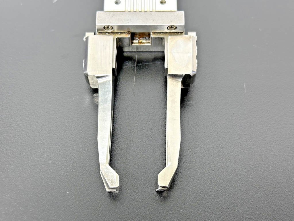 SMC LEHZ20LK2 10 R56ND Electric Parallel Gripper 28N2