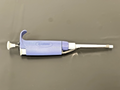 Rainin L 300 Adjustable Single Channel Micropipette 20 300µL Pipettor0