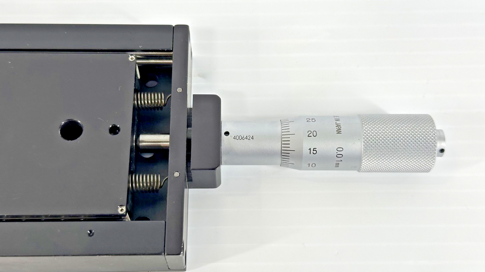 Thorlabs 25mm Manual Linear Translation Stage w/ Mitutoyo Micrometer4