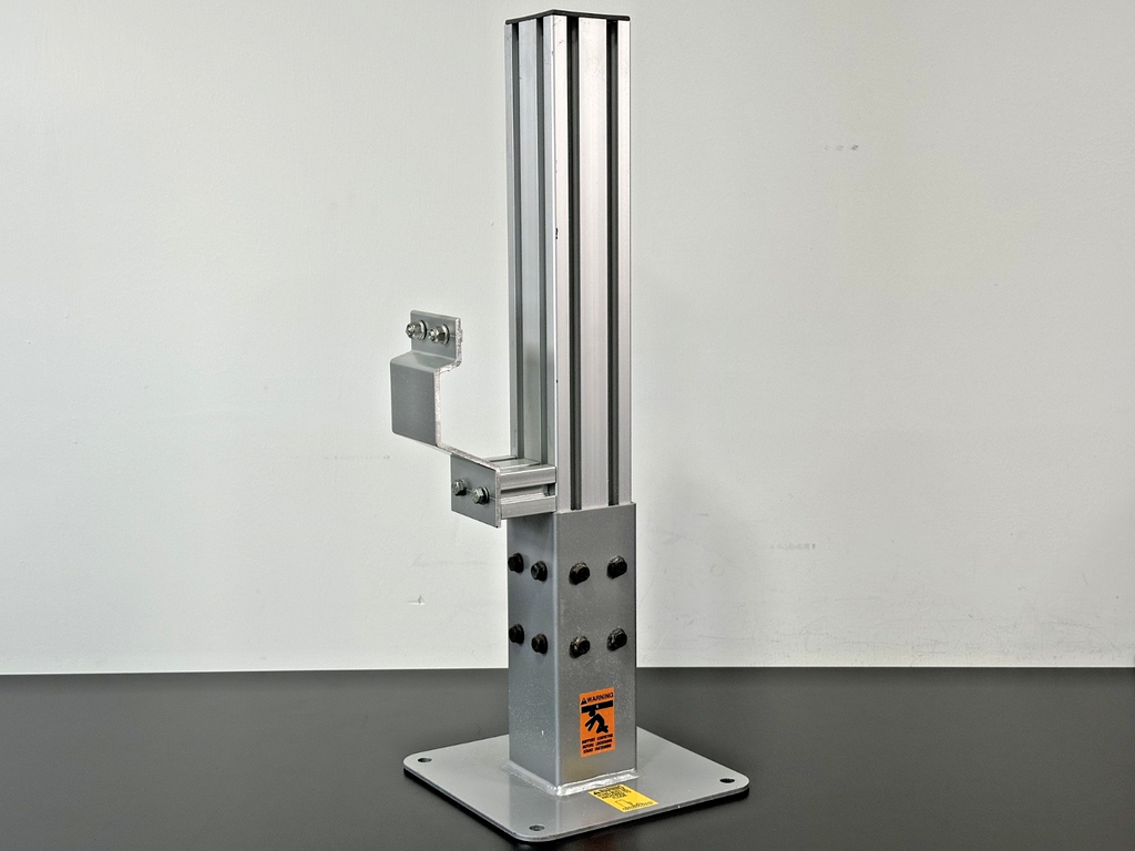 Dorner FMS1PM260 807000820H Single Post Adjustable Conveyor Support Stand Used1