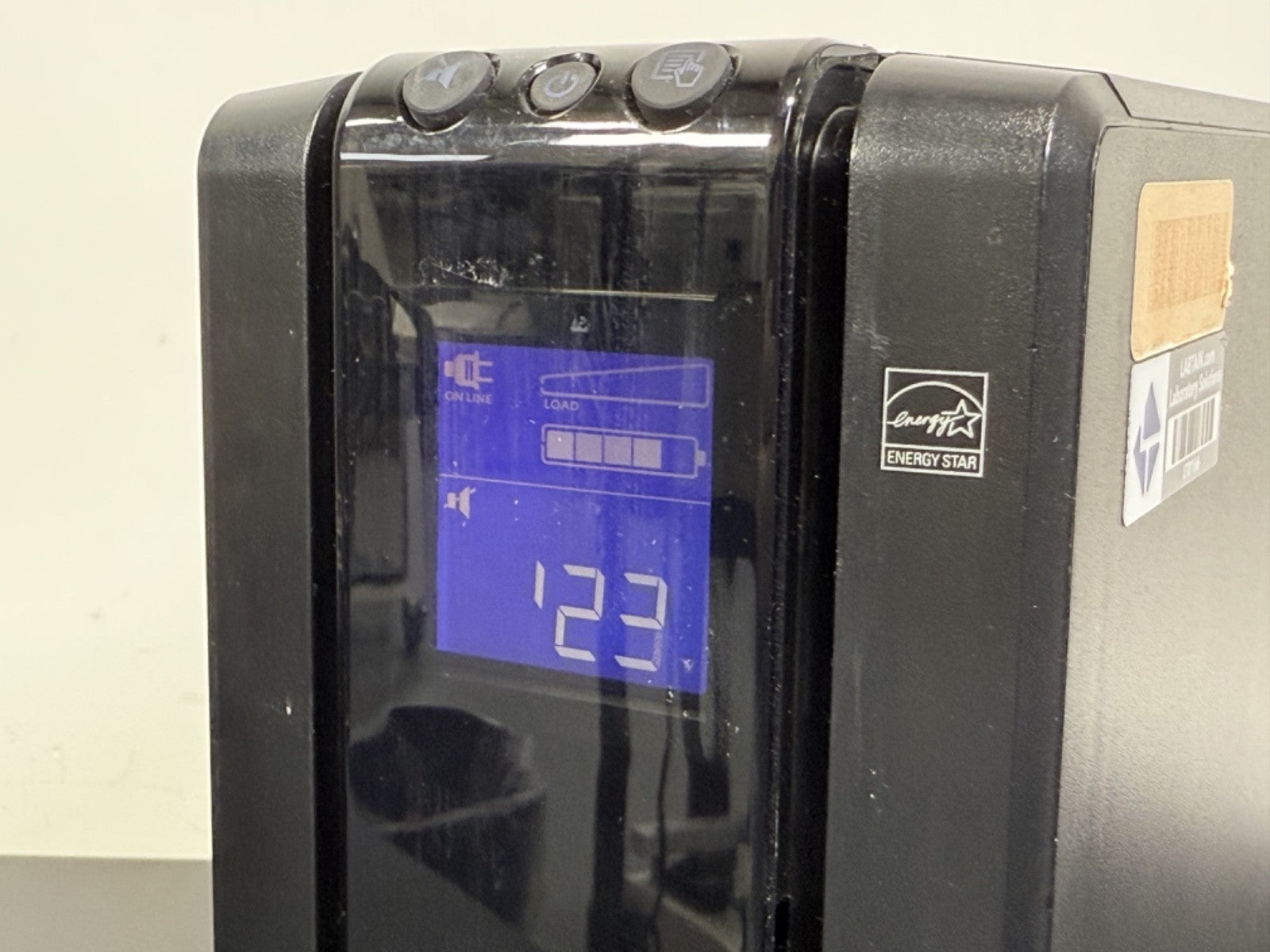 APC Back UPS Pro 1500 Battery Backup UPS LCD Display Tested1