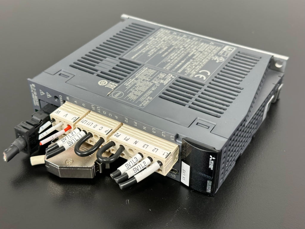 Mitsubishi Electric MR J3 10A RX035T031 Servo Drive Amplifier 100W MR J32