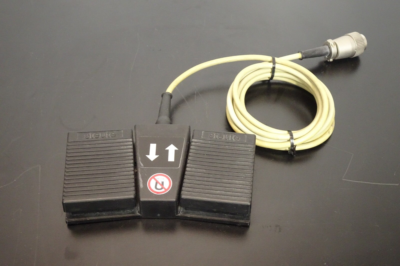 STUETE 87.1.68.9.36 Foot Pedal0