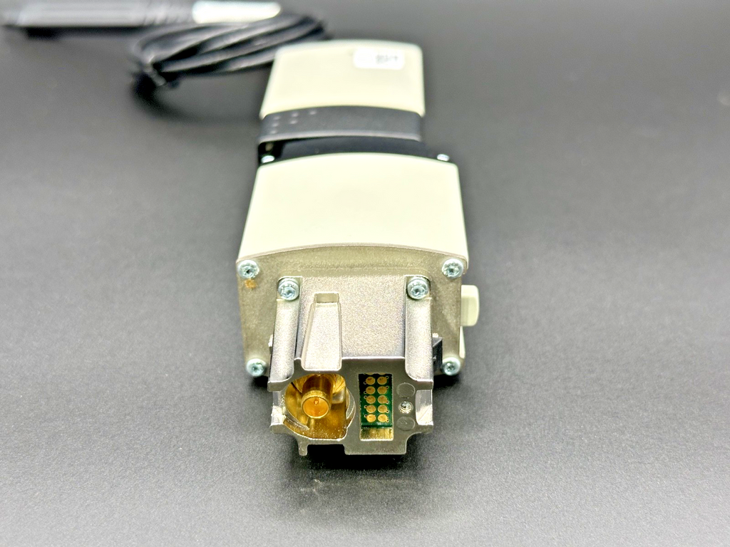 Tektronix TDP1500 1.5GHz Differential Probe w/ TCA VPI50 Adapter2