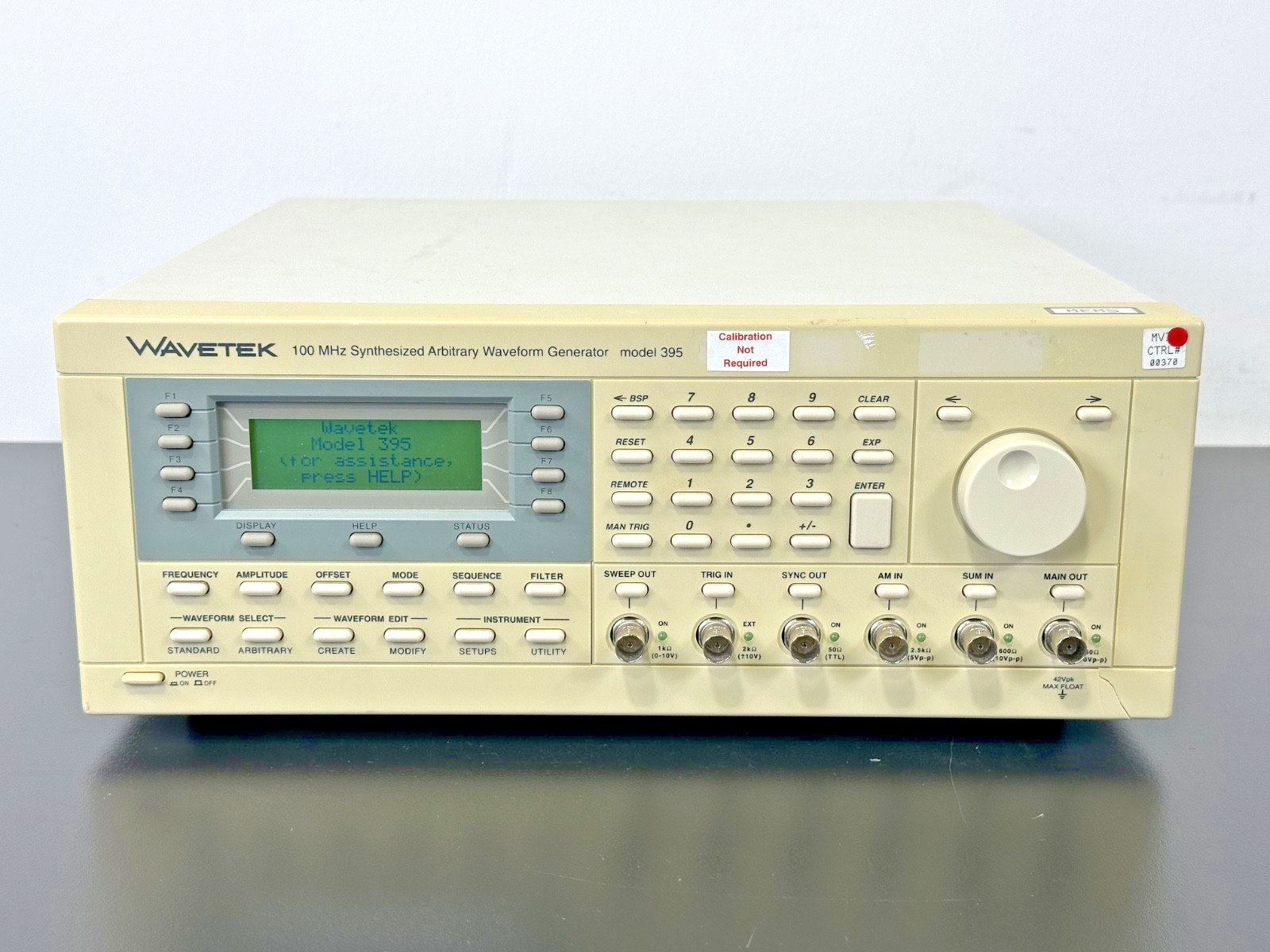 Wavetek 395 100MHz Arbitrary Waveform Generator Options 001 002 Powers On0