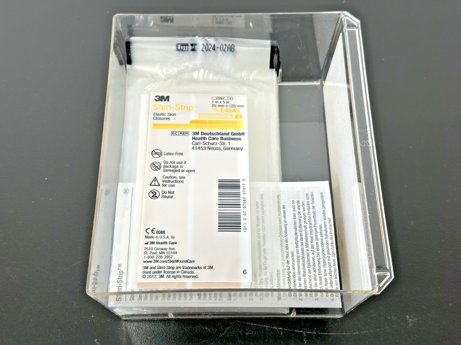 3M Steri Strip E4548 Elastic Adhesive Strips 1" x 5" Box New Open Box1