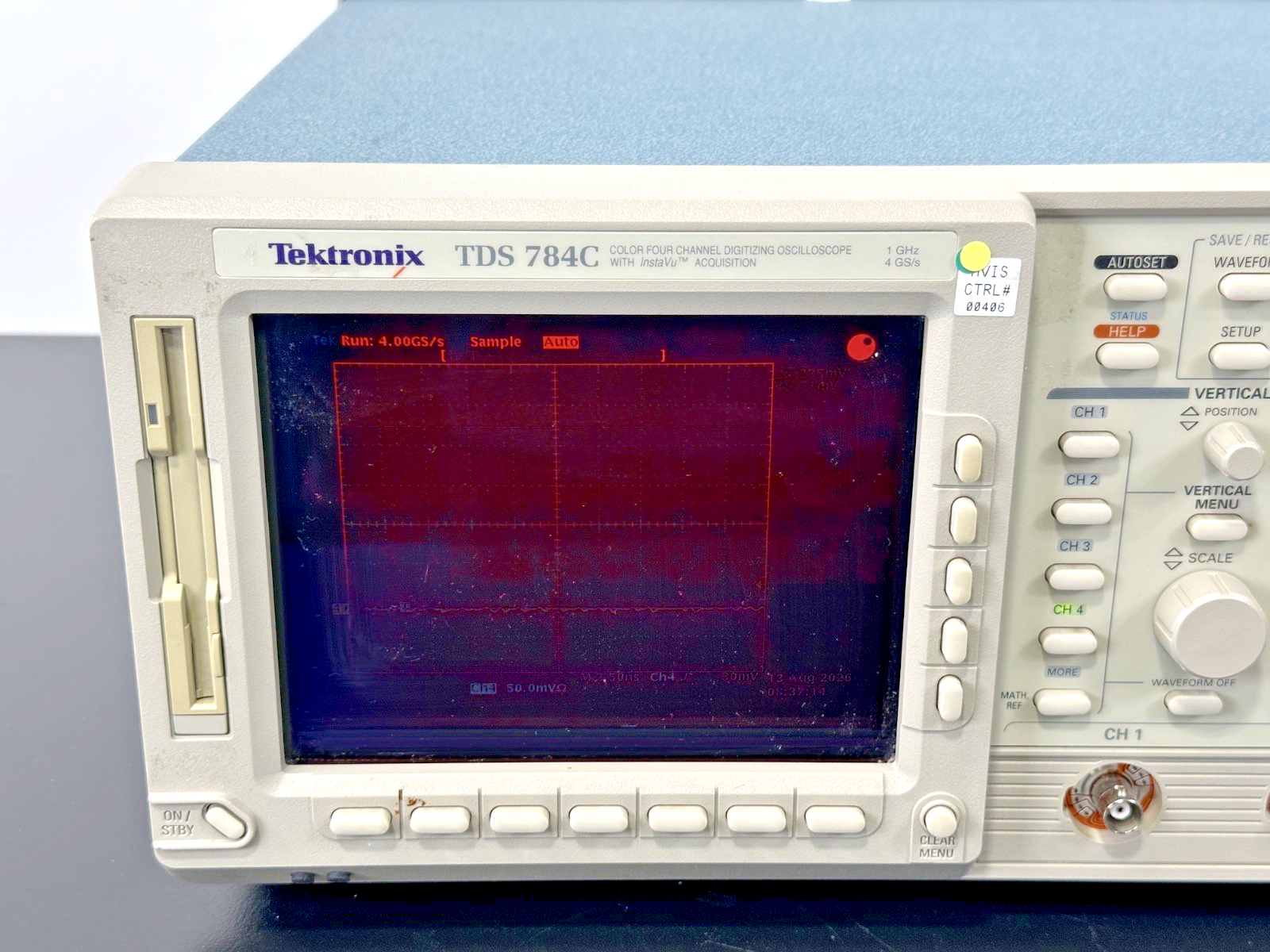 Tektronix TDS784C 1GHz 4GS/s 4 Channel Oscilloscope Powers On Working1