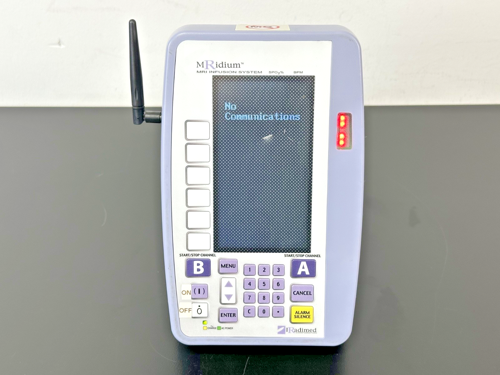 IRADIMED MRidium 3865 Wireless Remote Display Charger Powers On1