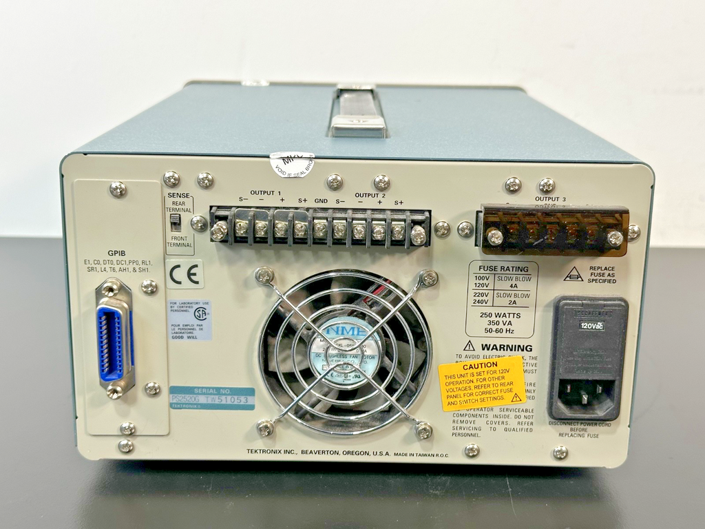 Tektronix PS2520G Triple Output Programmable DC Power Supply GPIB Working1