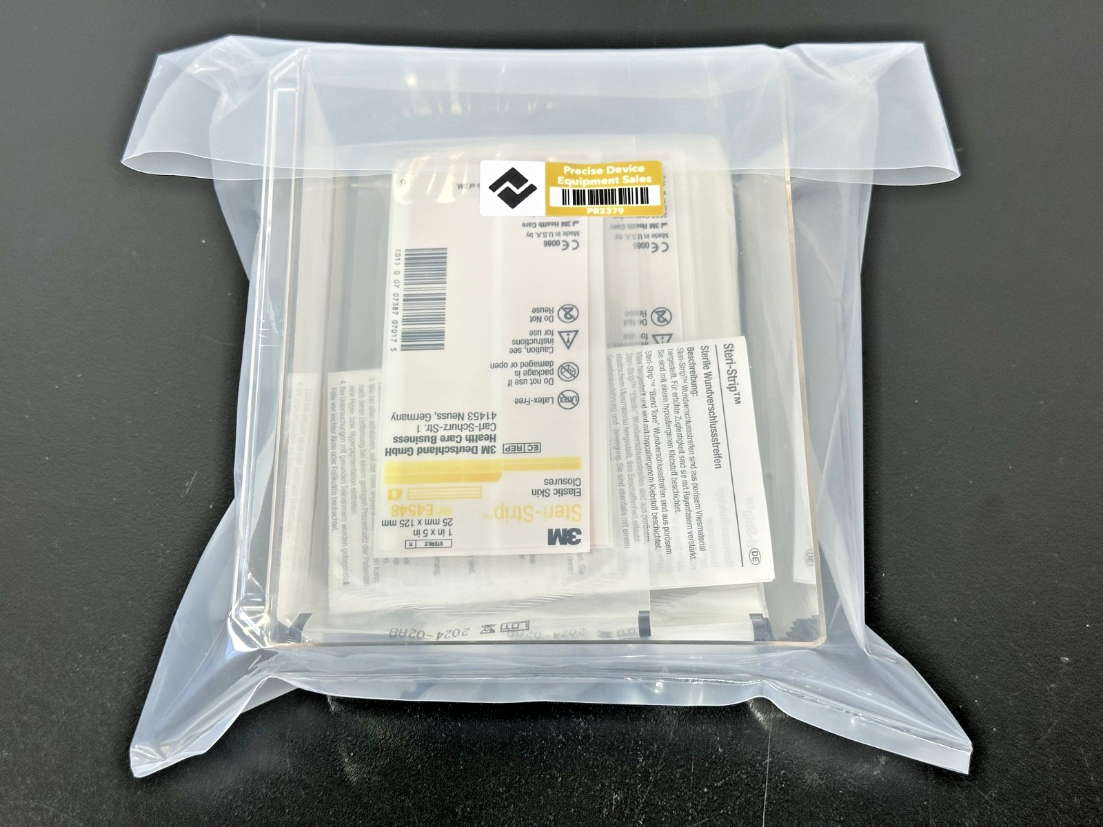 3M Steri Strip E4548 Elastic Adhesive Strips 1" x 5" Box New Open Box2