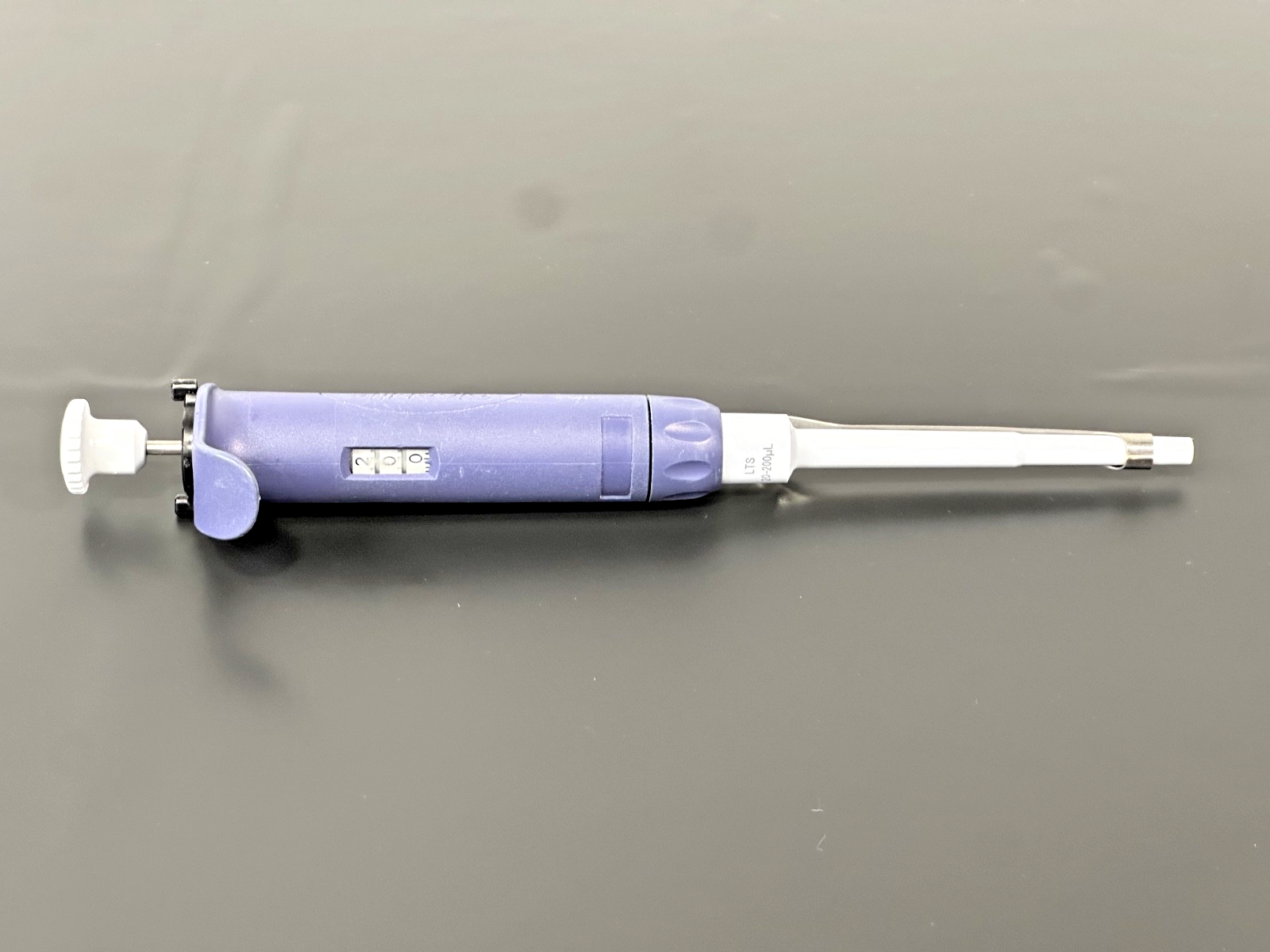 Rainin L 200 Adjustable Micropipette 20 200µL Pipette Manual1