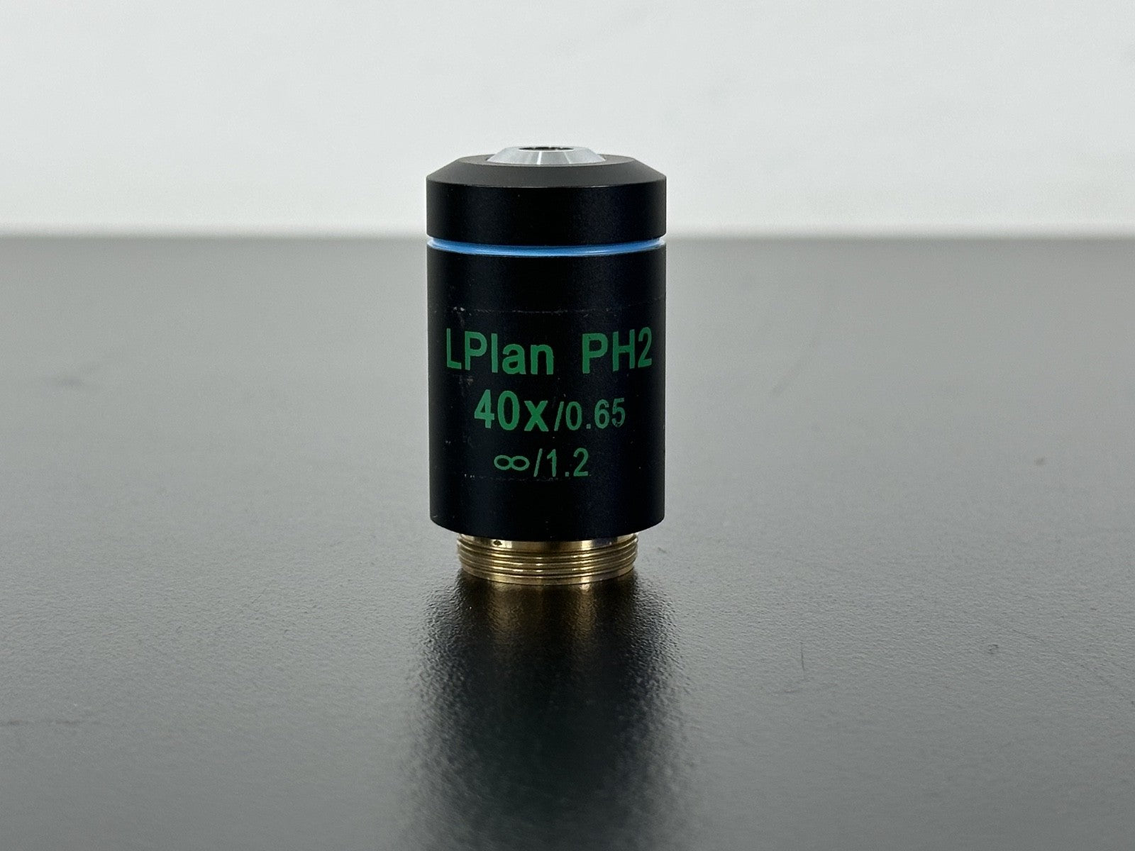 AMG AMEP 4635 LPlan PH2 40X/0.65 Infinity Microscope Objective Lens1