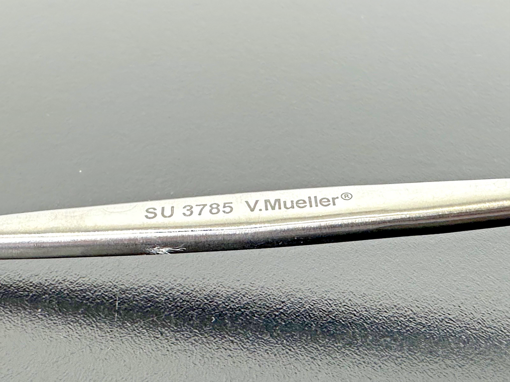 V. Mueller SU3785 Senn 6 1/4" Sharp Double Ended Stainless Retractor3