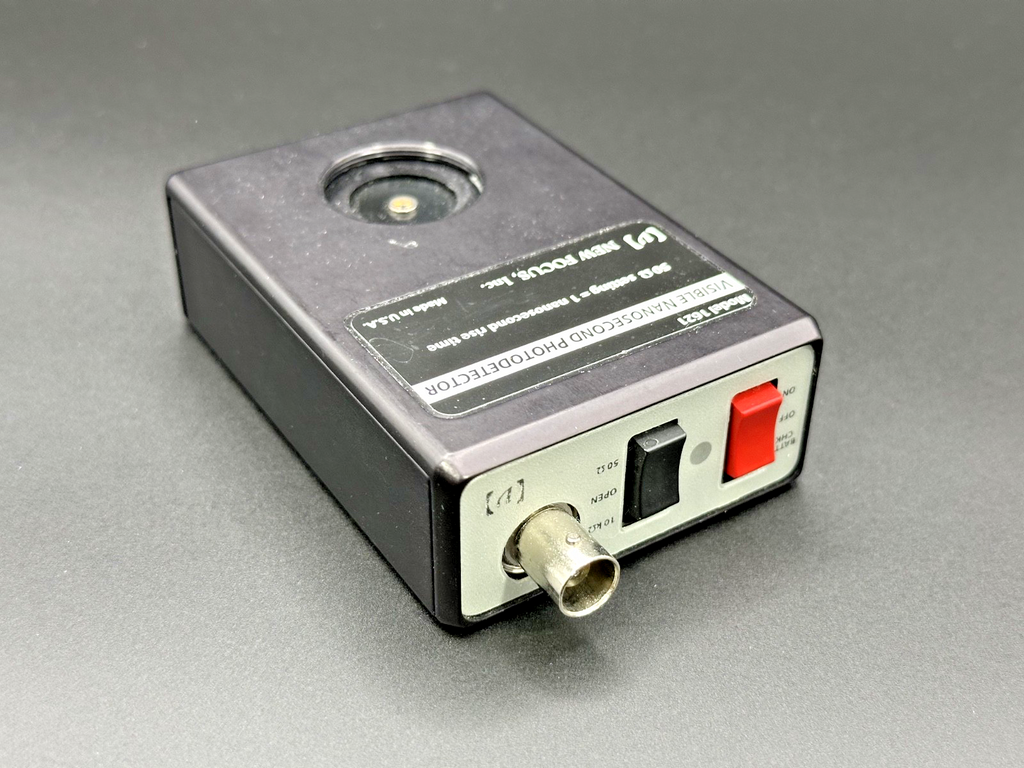 New Focus 1621 Visible Nanosecond Photodetector 50 Ohm 1ns Rise Time3