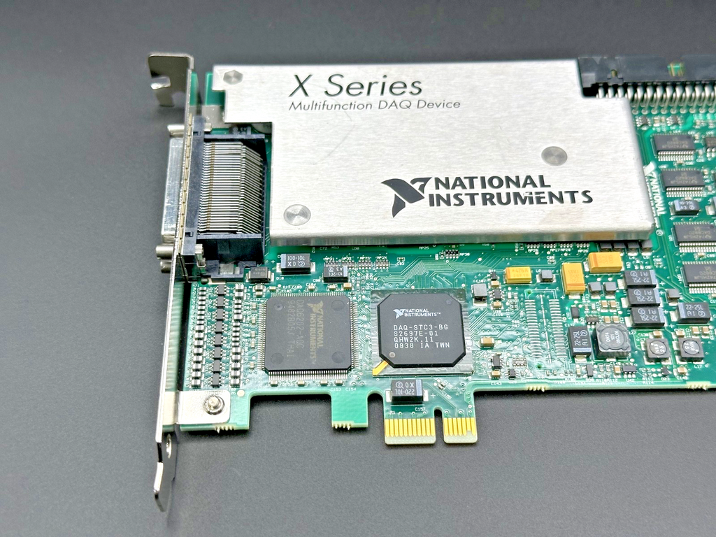 NI PCIe 6363 X Series Multifunction DAQ Data Acquisition Card 32 AI2