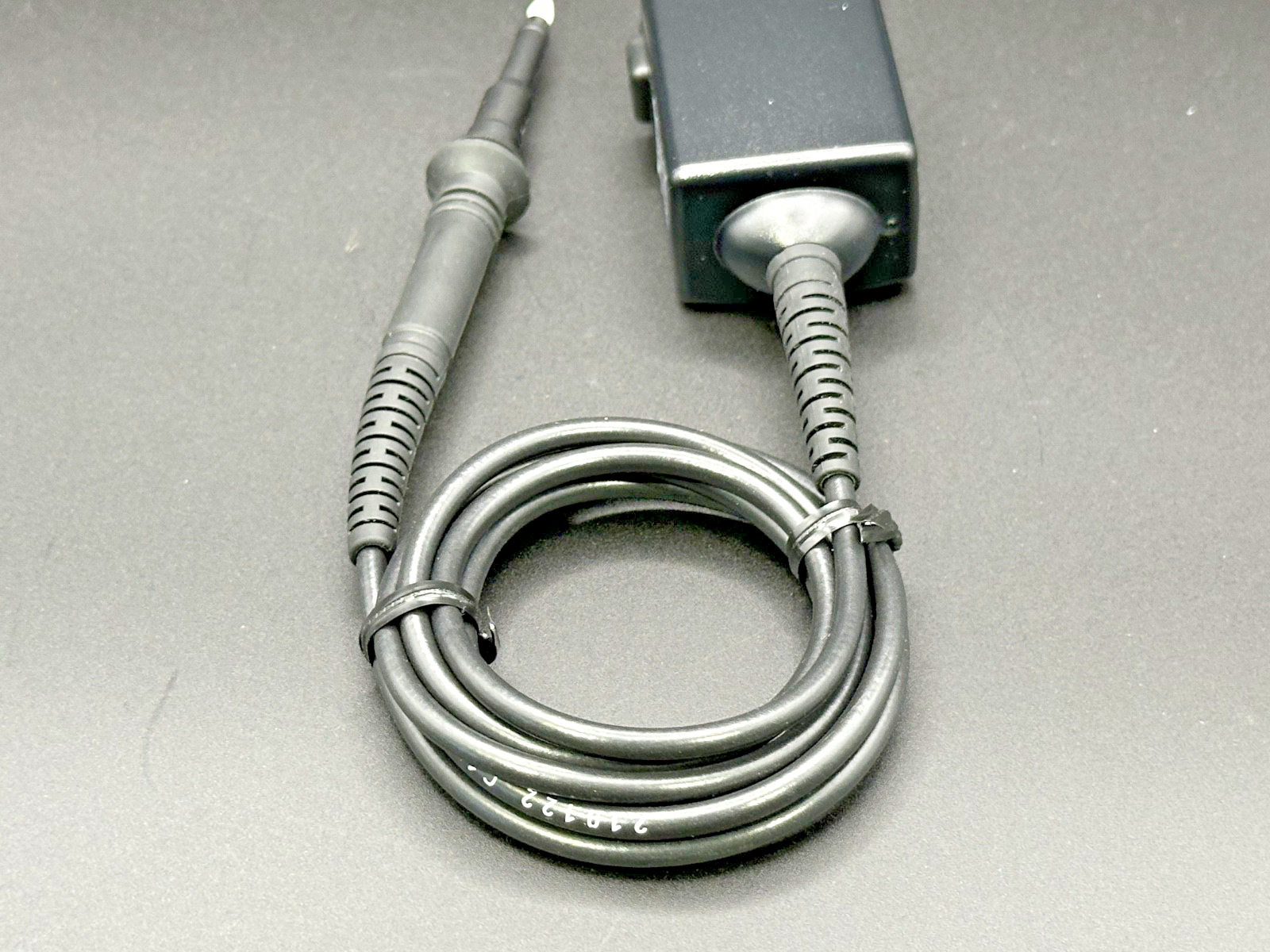 Tektronix TPP1000 1GHz 10X Passive Oscilloscope Probe 300V CAT II2