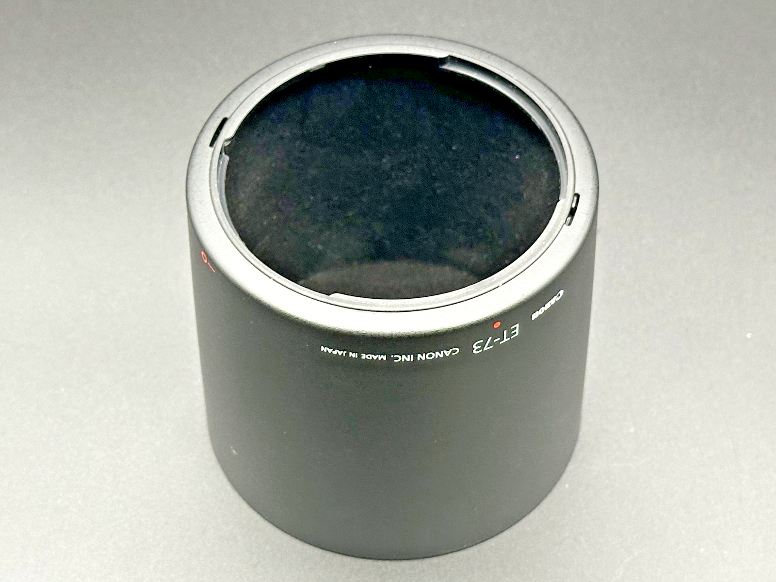 Canon ET-73 Genuine Lens Hood w/ Canon Drawstring Pouch Made in Japan2