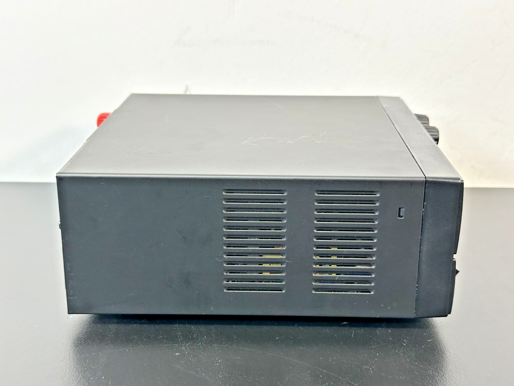 B&K Precision 1688B Switching DC Power Supply 1 18V 20A 360W Working2