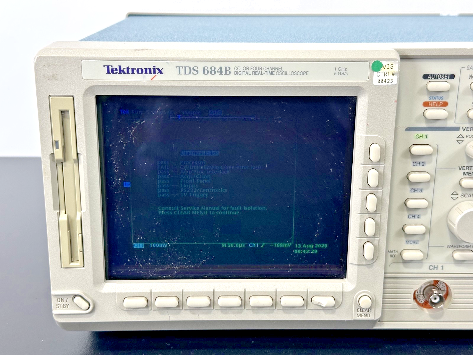 Tektronix TDS684B 1GHz 5GS/s 4 Channel Oscilloscope CPU Working1