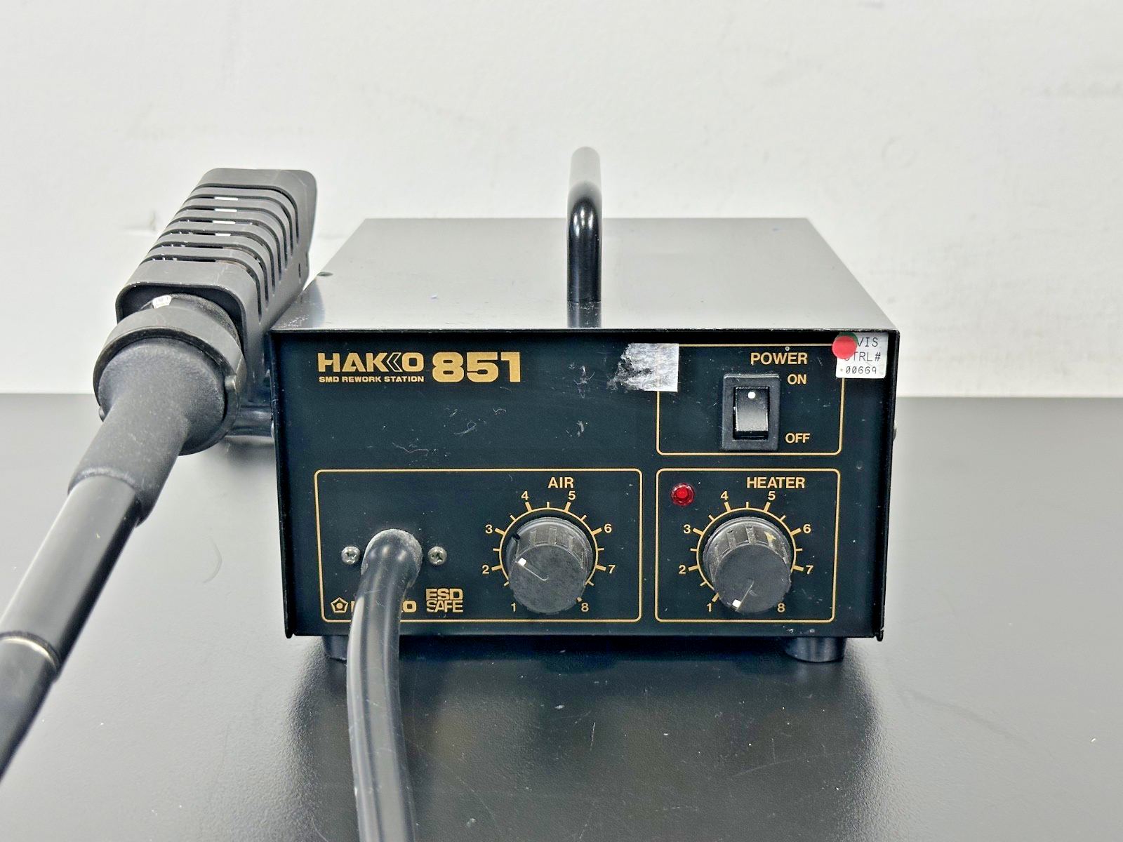 Hakko 851 2 SMD Hot Air Rework Station with 851 Handpiece Working0