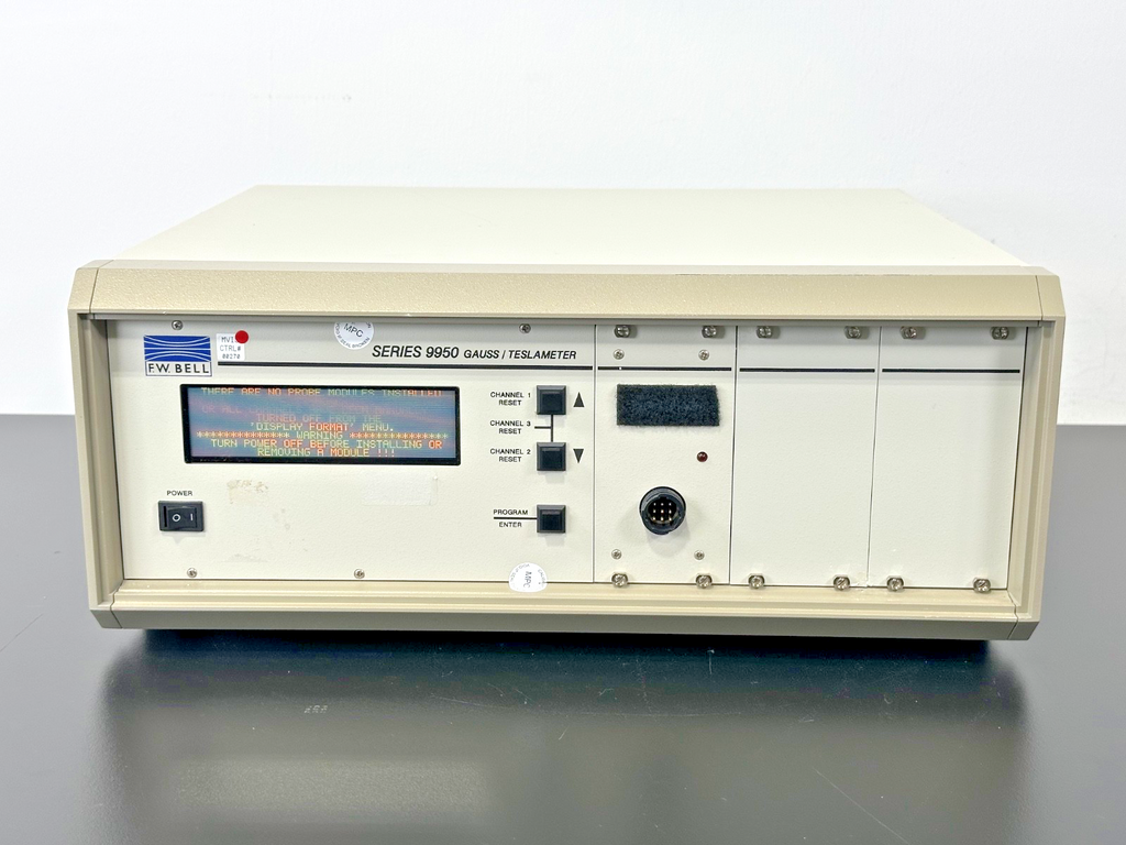 F.W. Bell 9951 Series 9950 Gauss Teslameter Powers On No Probes w/ Manual0