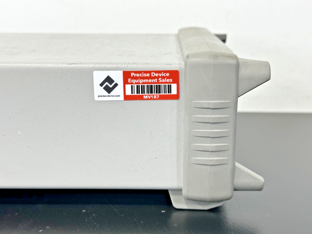 HP 33120A 15MHz Function Arbitrary Waveform Generator Option 001 Powers  Working6