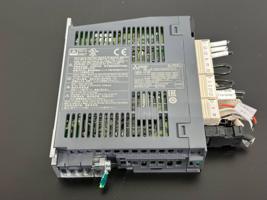Mitsubishi Electric MR J3 20A RX035T015 AC Servo Drive 200W MR J3 Amplifier0