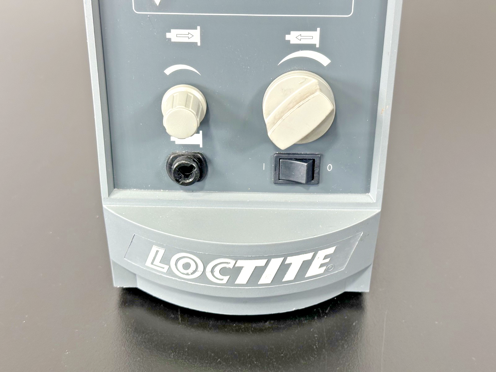 Loctite 97006 Digital Precision Syringe Dispenser3