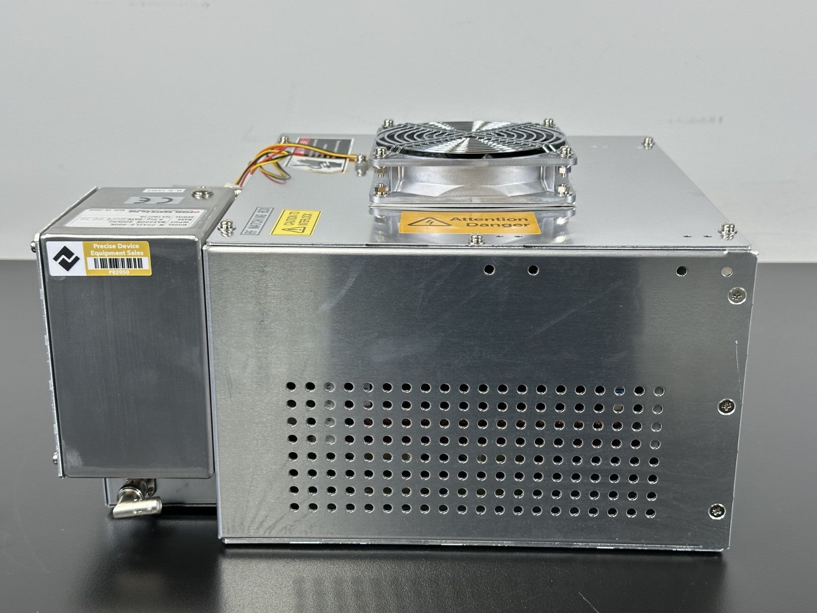 Pearl Kogyo M 05A2LS 400K 400kHz RF Matching Box Network 500W3