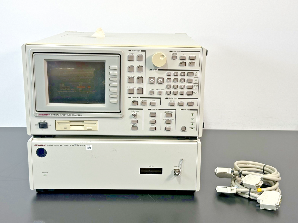 Advantest Q8347 Optical Spectrum Analyzer 350–1750nm 2 Piece System Working0