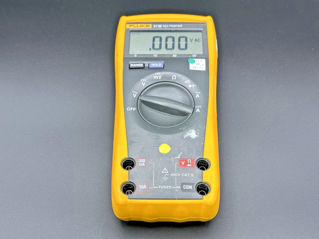 Fluke 21 Series III Digital Multimeter 600V CAT III Handheld Test Meter Working0