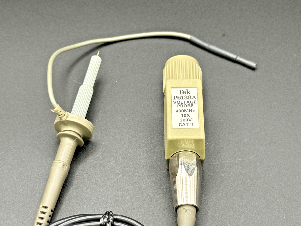 Tektronix P6138A 400MHz 10X Passive Voltage Oscilloscope Probe w/ Lead1