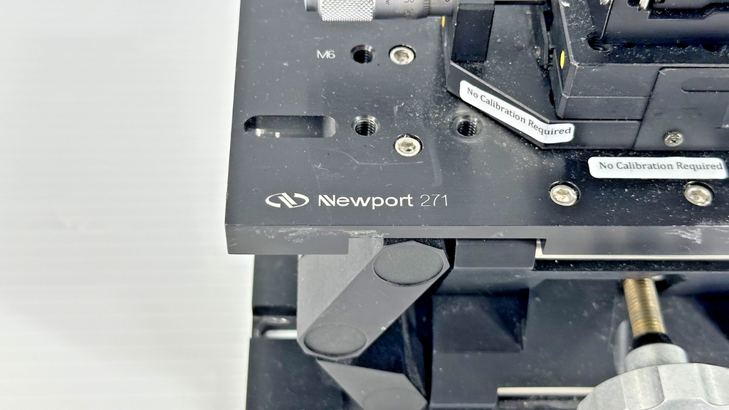 Newport 271 Lab Jack w/ M 423 Melles Griot Multi Axis Positioning Stages2