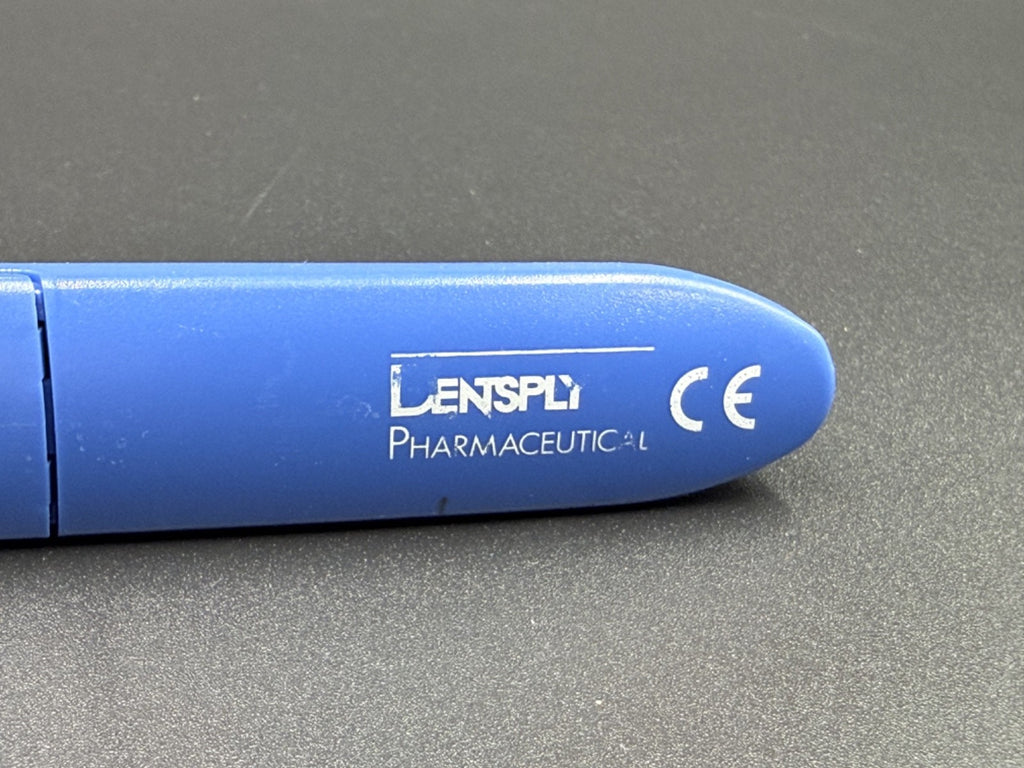 LENSPLY Reusable Spray Applicator Handle – Missing Nozzle – Used1