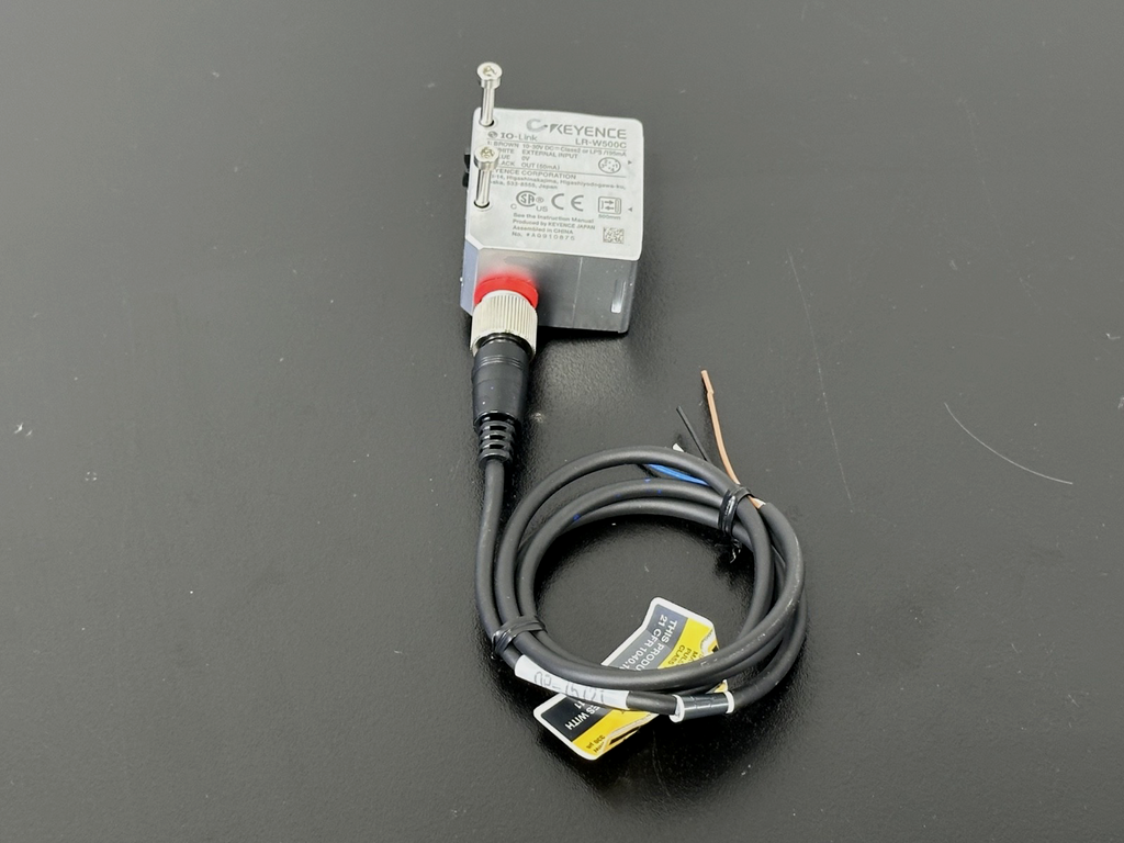 Keyence LR W500C IO Link Laser Sensor w/ Cable & Connector0