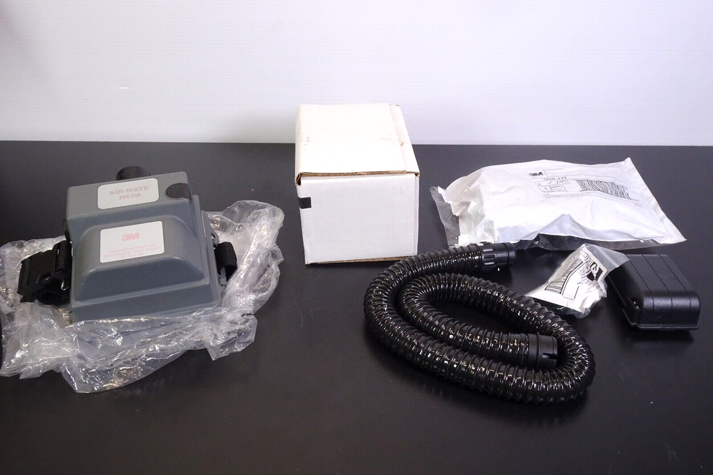 3M AMH 1U | 3M 520 03 63 AIR MATE HEPA Air Filter Unit w/ Battery & Hose0