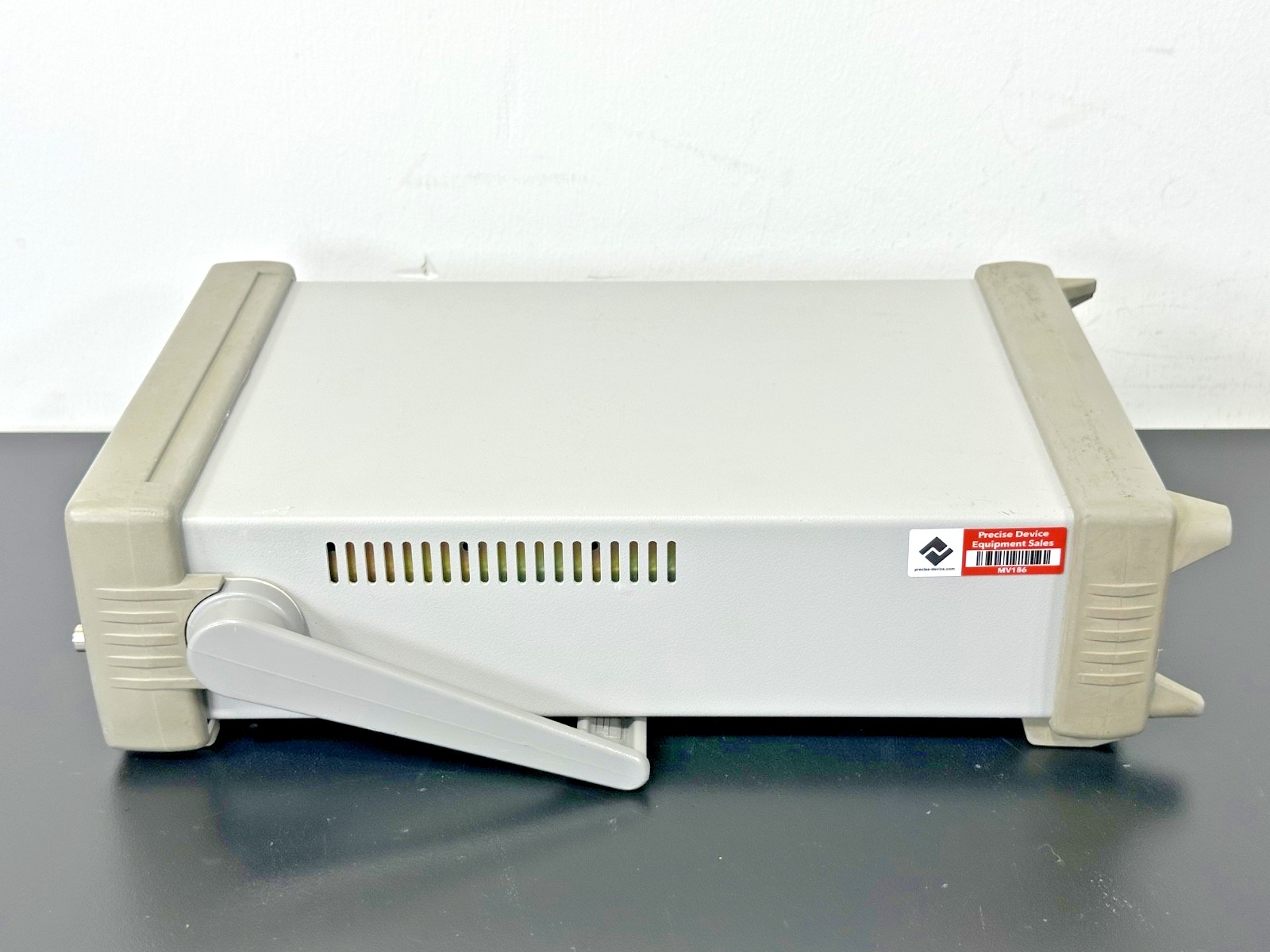 HP 53132A 225MHz Universal Frequency Counter Option 030 3GHz Input Working5