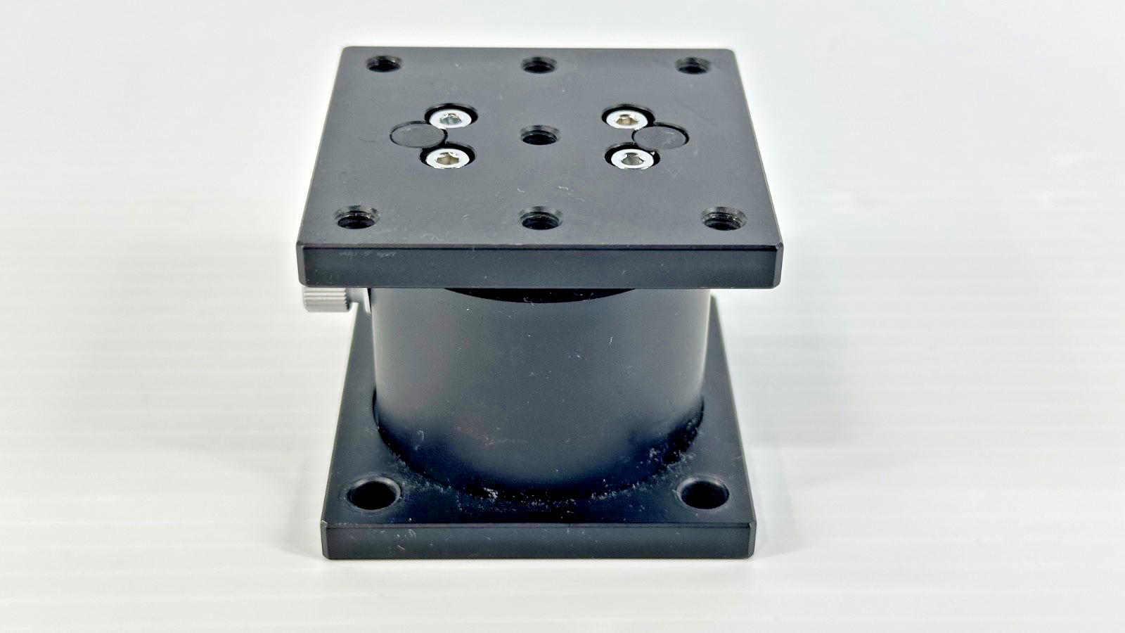 Melles Griot Manual Two Axis Tip Tilt Precision Positioning Stage2
