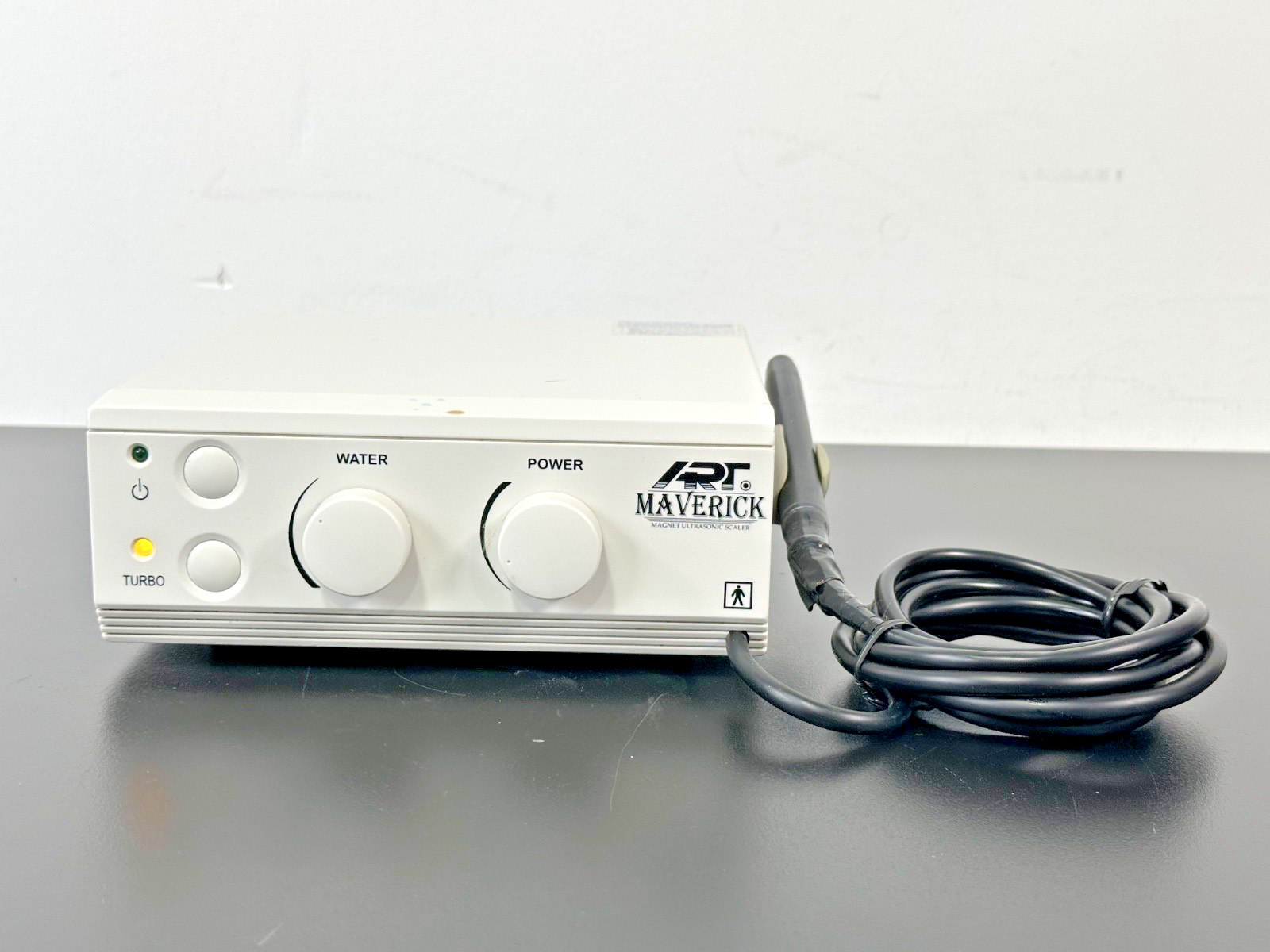 ART Maverick ART M1 25K Ultrasonic Scaler Control Unit w/ Handpiece Parts0