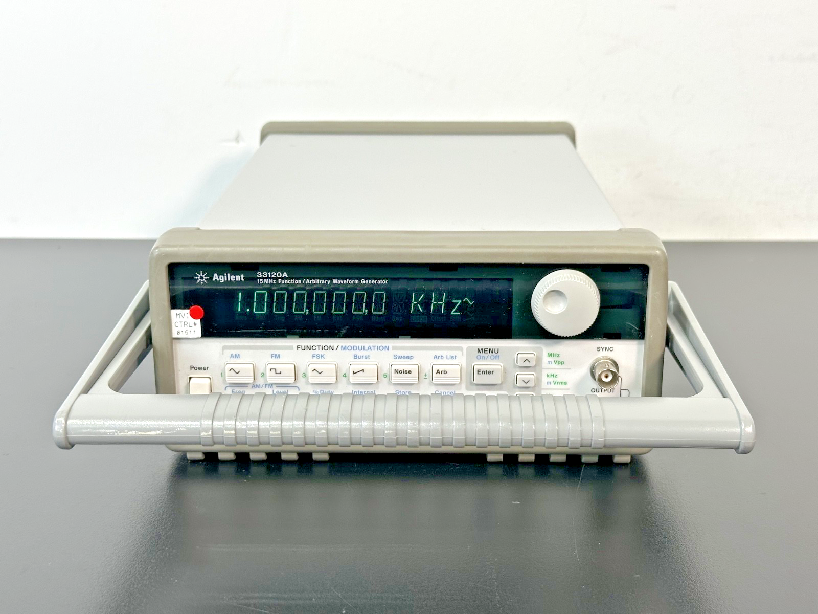 Agilent 33120A 15MHz Function Arbitrary Waveform Generator0