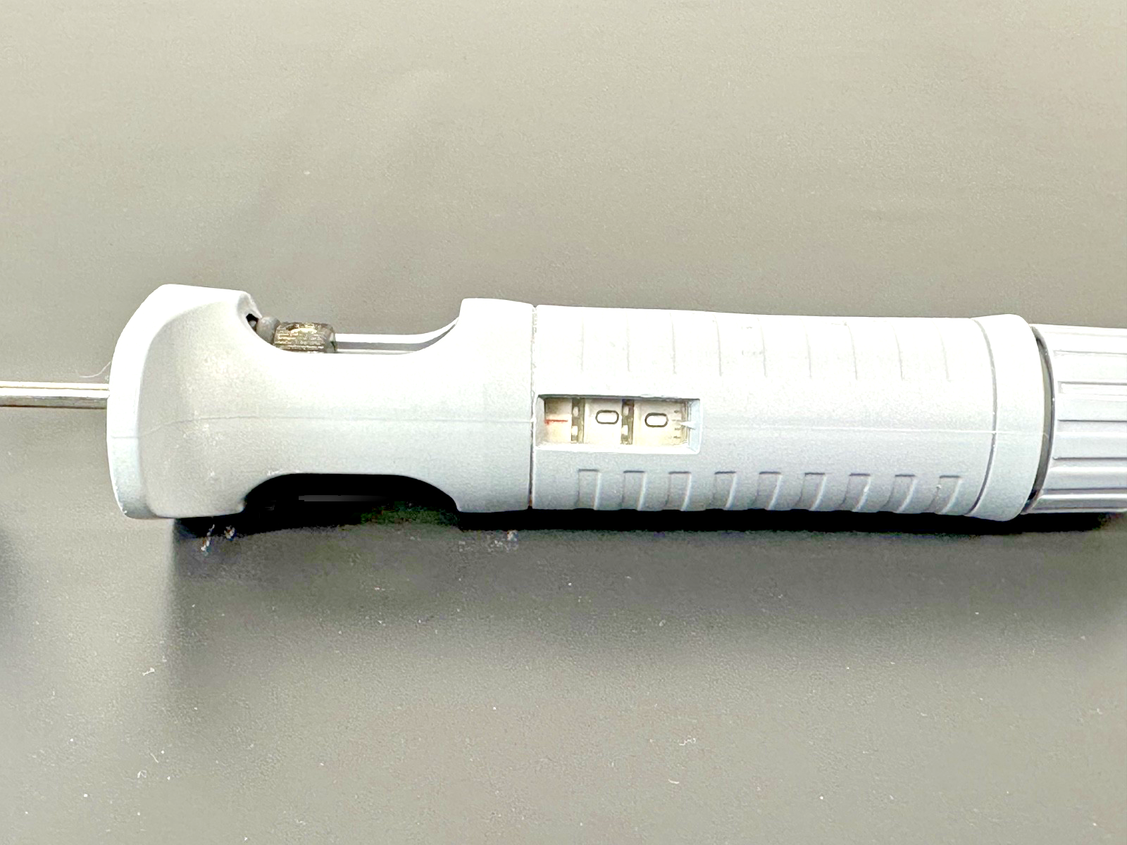 Denville Adjustable Micropipette 100 1000µL Single Channel Pipettor1
