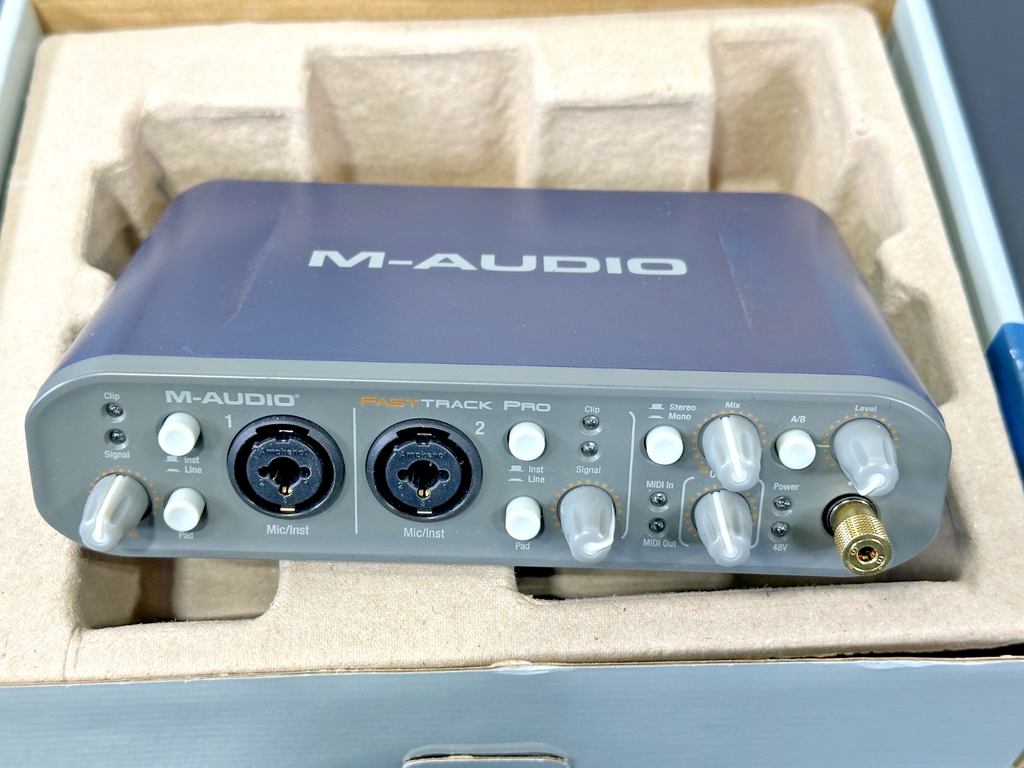 M Audio Fast Track Pro 4x4 USB Audio MIDI Interface w/ Power Adapter Box2