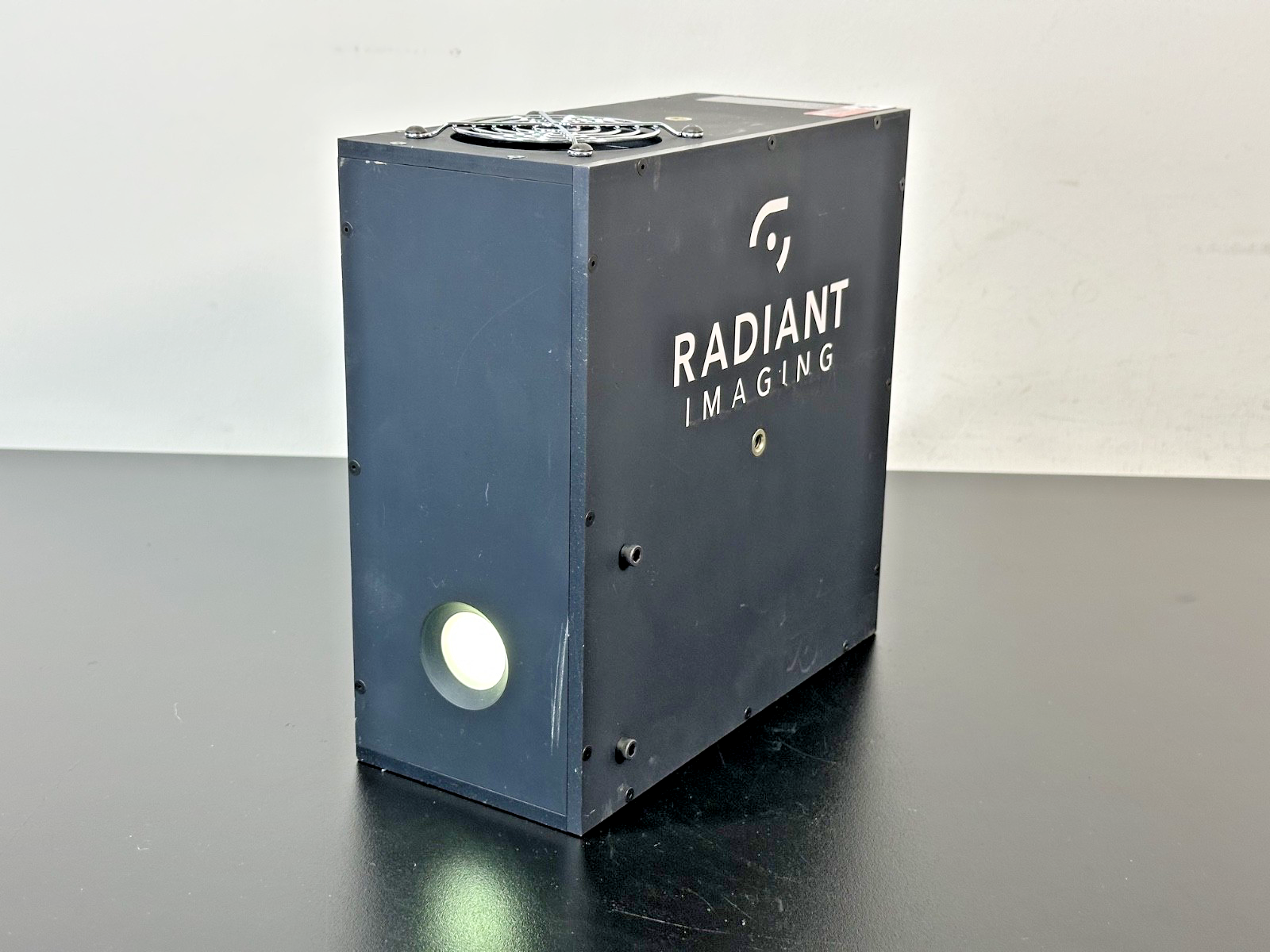 Radiant Imaging PM AC4001 Metal Halide Illuminance Calibration Lamp Working0