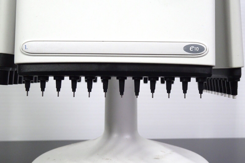 BioHit Eline e1200 | e300 | e120 | e10 12 Channel Pipette With Charging Stand7