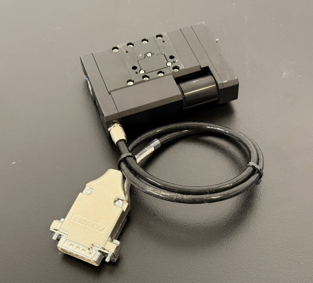 Physik Instrumente M 122.2DD1 Microtranslation Stage3