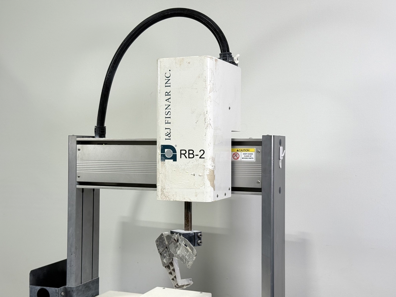 I&J Fisnar Inc IJ7300R LF Benchtop Dispensing Robot System4