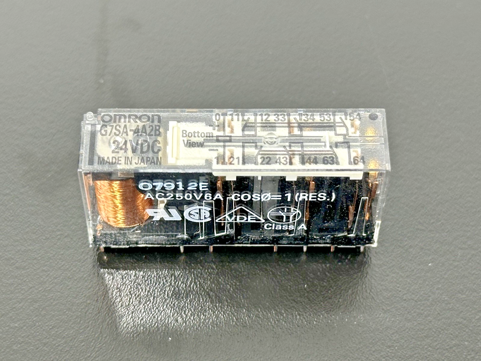 Omron G7SA 4A2B 24VDC Safety Relay 4PST 14 Pin Plug In1